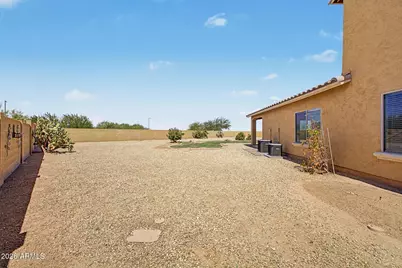 17922 W Lawrence Lane W, Waddell, AZ 85355 - Photo 8