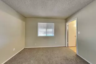 2343 W Portobello Ave, Mesa, AZ 85202 - Photo 6