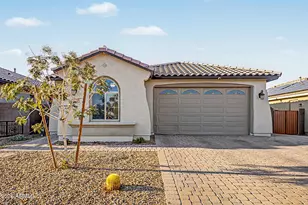 15130 W Moreland St, Goodyear, AZ 85338 - Photo 2