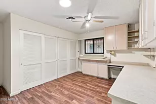 12915 W Paintbrush Dr, Sun City West, AZ 85375 - Photo 6