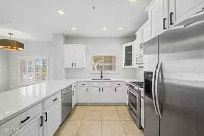 5350 E Deer Valley Drive #1420, Phoenix, AZ 85054 - Photo 6