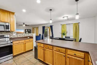 24018 N 118th Avenue, Sun City, AZ 85373 - Photo 4