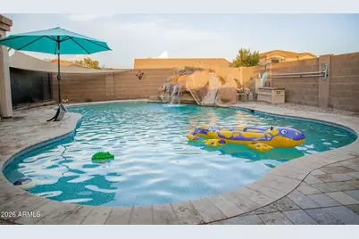 1221 W Del Monte Drive, Casa Grande, AZ 85122 - Photo 1