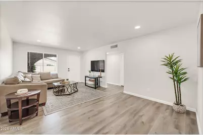 2535 E Hopi Avenue, Mesa, AZ 85204 - Photo 10