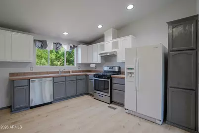 24950 W Joshua Boulevard, Kirkland, AZ 86332 - Photo 14