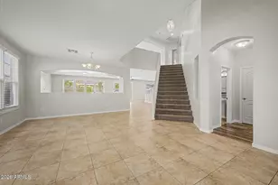 4113 W Lydia Ln, Phoenix, AZ 85041 - Photo 2