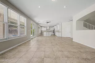 4113 W Lydia Ln, Phoenix, AZ 85041 - Photo 4