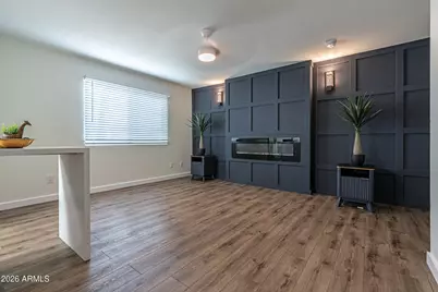 7126 N 19th Avenue #180, Phoenix, AZ 85021 - Photo 1