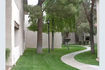 10610 S 48th Street #1064, Phoenix, AZ 85044 - Photo 2