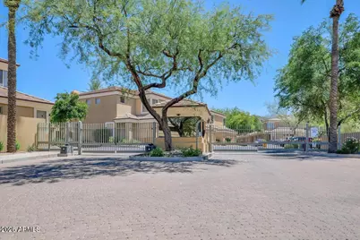 7887 N 16th Street #222, Phoenix, AZ 85020 - Photo 2
