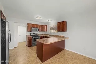 2922 E Woodland Dr, Phoenix, AZ 85048 - Photo 10