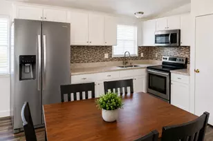 156 N Hawes Rd, Mesa, AZ 85207 - Photo 1