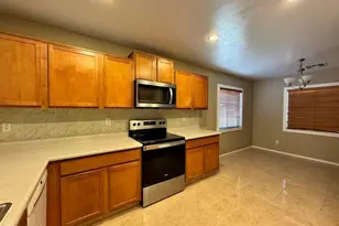 19286 N Duncan Dr, Maricopa, AZ 85138 - Photo 4