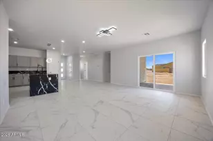 12625 W Xavier Dr, Arizona City, AZ 85123 - Photo 8