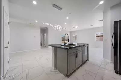 12625 W Xavier Drive, Arizona City, AZ 85123 - Photo 14