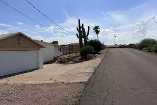 981 N Sherwood Way, Queen Valley, AZ 85118 - Photo 2