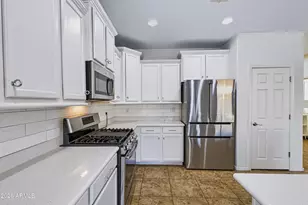 20183 N Oxbow Ln, Maricopa, AZ 85138 - Photo 8