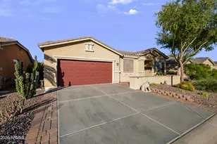20183 N Oxbow Ln, Maricopa, AZ 85138 - Photo 2