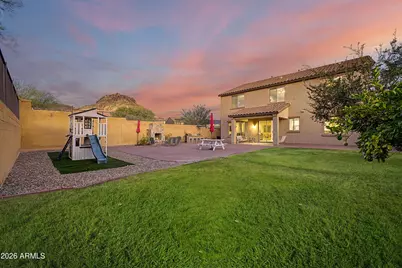9102 W White Feather Lane, Peoria, AZ 85383 - Photo 4