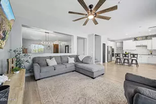 9102 W White Feather Ln, Peoria, AZ 85383 - Photo 8