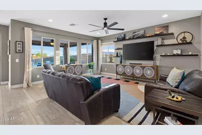 18011 W Redwood Lane, Goodyear, AZ 85338 - Photo 12