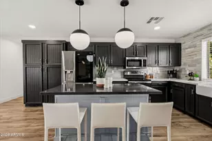6221 E Evans Dr, Scottsdale, AZ 85254 - Photo 4