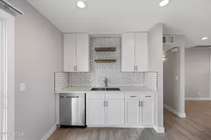 402 N 73rd St, Scottsdale, AZ 85257 - Photo 10
