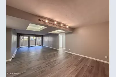 5110 N 31st Way #316, Phoenix, AZ 85016 - Photo 6
