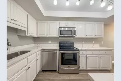 5110 N 31st Way #316, Phoenix, AZ 85016 - Photo 1