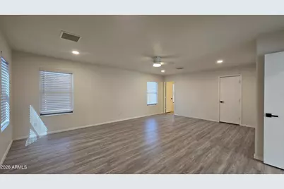 638 E Springfield Place, Chandler, AZ 85286 - Photo 16