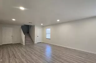 638 E Springfield Pl, Chandler, AZ 85286 - Photo 4