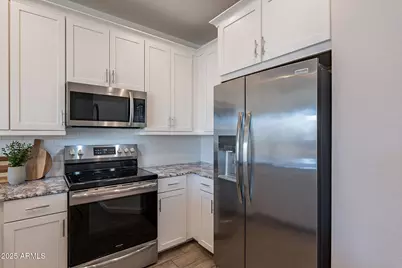 9835 E Wavelength Avenue, Mesa, AZ 85212 - Photo 10