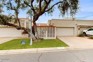 7643 E Sandalwood Dr, Scottsdale, AZ 85250 - Photo 1