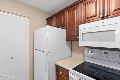 4449 E Vineyard Road, Phoenix, AZ 85042 - Photo 10