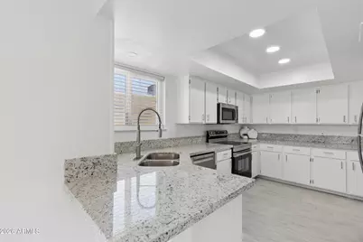 9602 E Sherwood Way, Sun Lakes, AZ 85248 - Photo 10