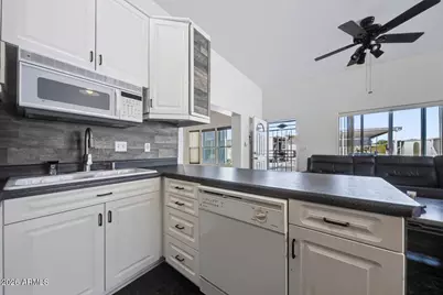 17200 W Bell Road #1103, Surprise, AZ 85374 - Photo 14
