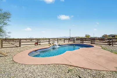 31020 W Lynwood Street, Buckeye, AZ 85396 - Photo 4
