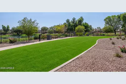 762 E Ginko Avenue #201, Gilbert, AZ 85297 - Photo 18