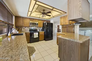 1913 E La Vieve Ln, Tempe, AZ 85284 - Photo 12