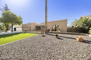 1913 E La Vieve Ln, Tempe, AZ 85284 - Photo 2