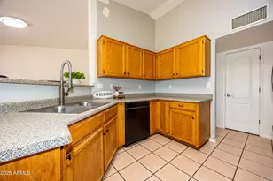 2884 S Suncrest Dr, Sierra Vista, AZ 85650 - Photo 8