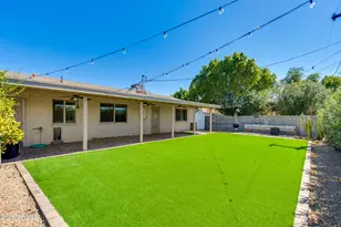 2801 E Mercer Ln, Phoenix, AZ 85028 - Photo 1