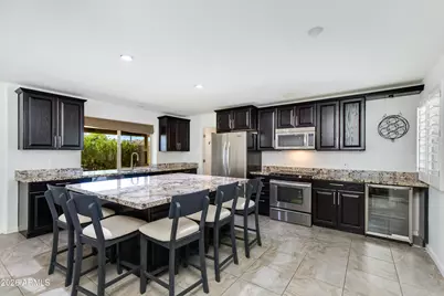 2801 E Mercer Lane, Phoenix, AZ 85028 - Photo 6