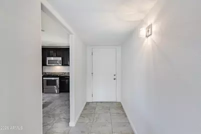 2801 E Mercer Lane, Phoenix, AZ 85028 - Photo 14
