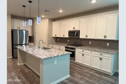 9458 E Thatcher Avenue, Mesa, AZ 85212 - Photo 2