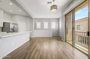 42424 N Gavilan Peak Pkwy, Anthem, AZ 85086 - Photo 6