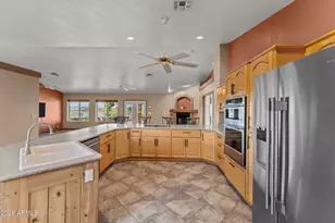90 W Turtleback Ln, Wickenburg, AZ 85390 - Photo 6