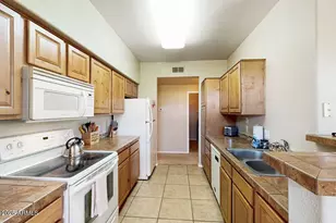 7050 E Sunrise Dr, Tucson, AZ 85750 - Photo 8