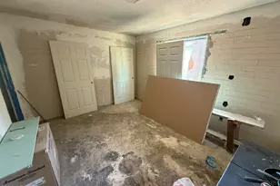 3143 W San Miguel Ave, Phoenix, AZ 85017 - Photo 8