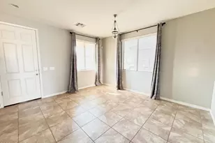 27507 N 54th Ln, Phoenix, AZ 85083 - Photo 4